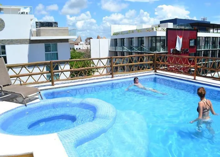 Beautiful Condo On 10Th Av In The Center Of Playa